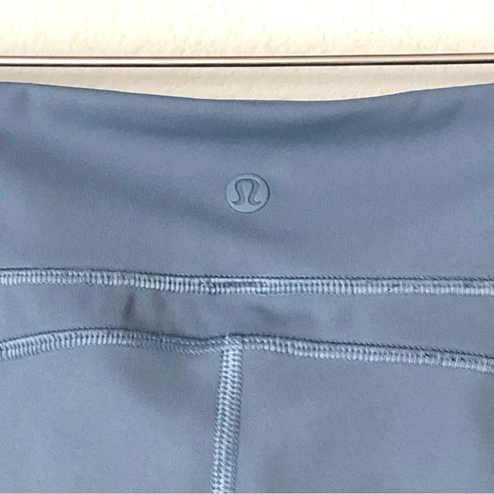 Lululemon Mesh Inset Cropped Leggings | Size 4 | Gunsmoke Blue - Picture 12 of 14